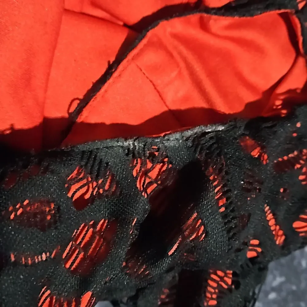 Connected Apparel 🦊 Sleeveless Red Midi Length Dress w Black Lace Overlay sz 8
